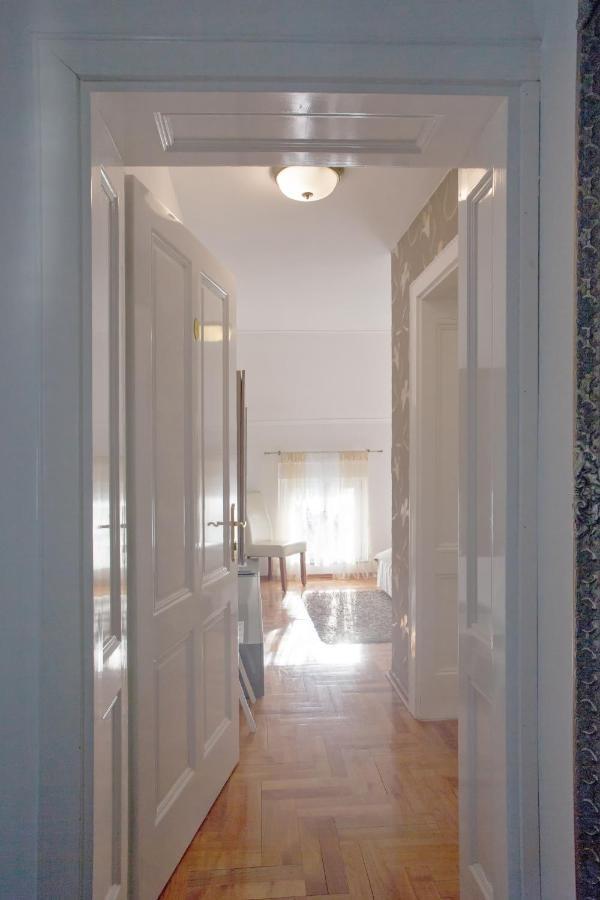 Bed and Breakfast Vila Rosa Вуковар Экстерьер фото