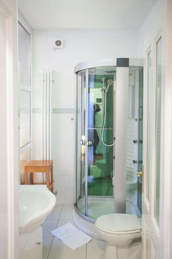 Bed and Breakfast Vila Rosa Вуковар Экстерьер фото