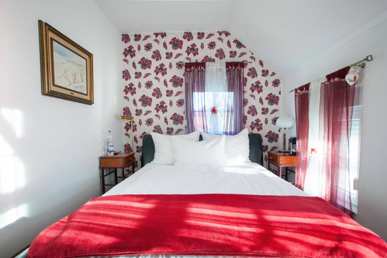 Bed and Breakfast Vila Rosa Вуковар Экстерьер фото